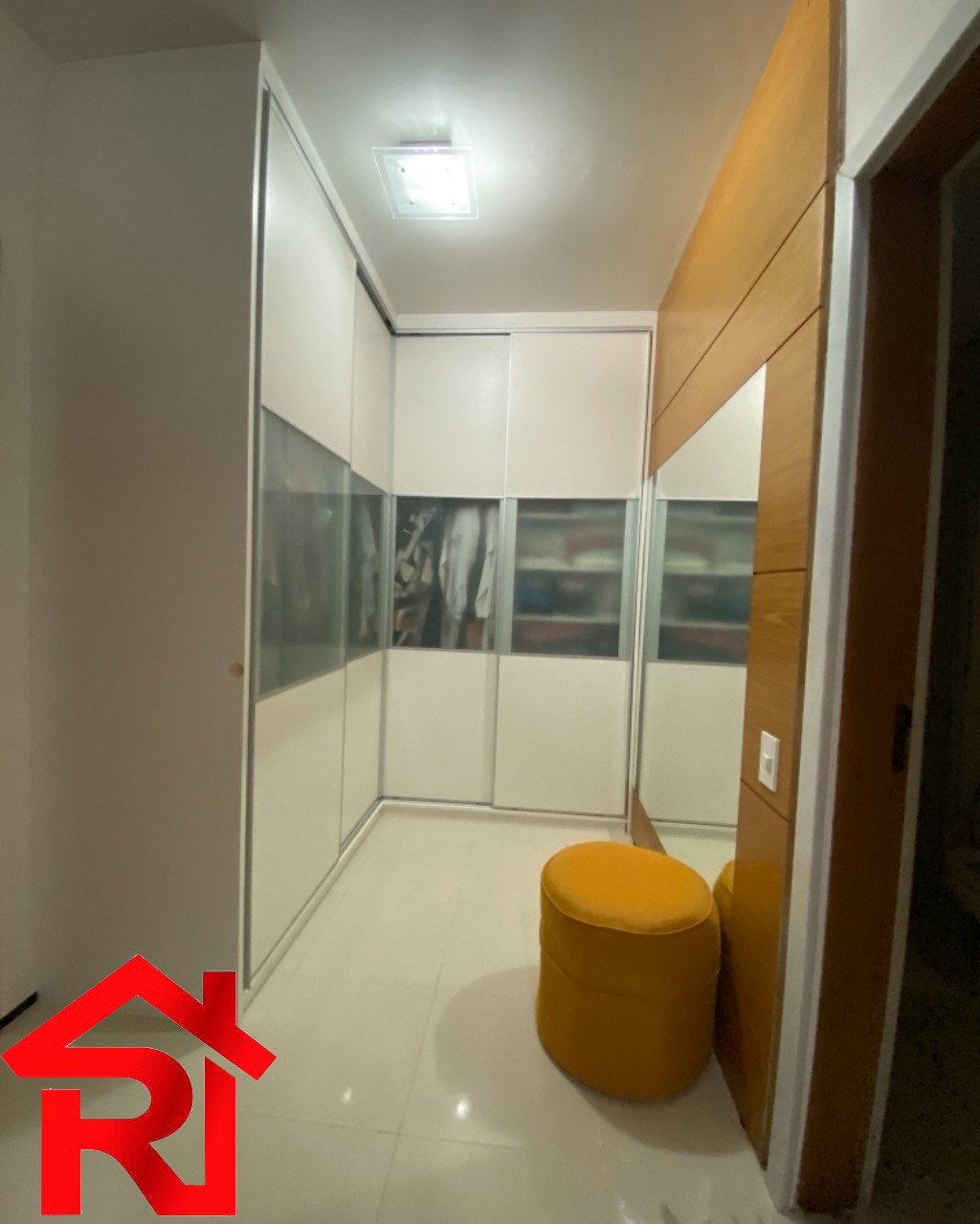 Apartamento à venda com 4 quartos, 146m² - Foto 9