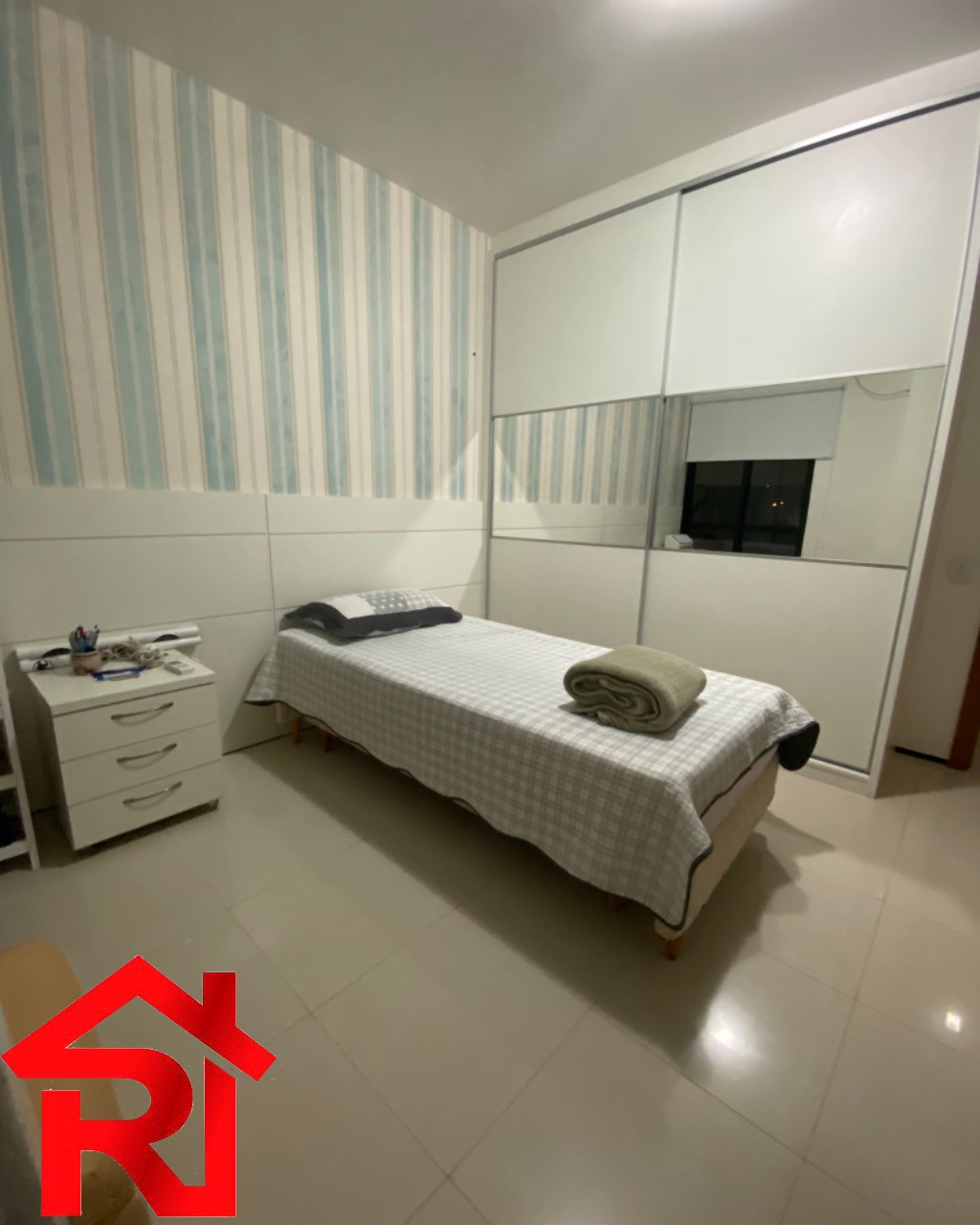 Apartamento à venda com 4 quartos, 146m² - Foto 17