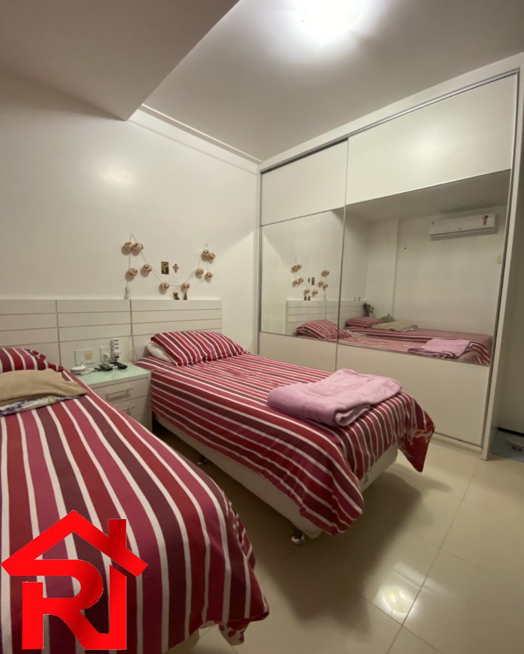 Apartamento à venda com 4 quartos, 146m² - Foto 6