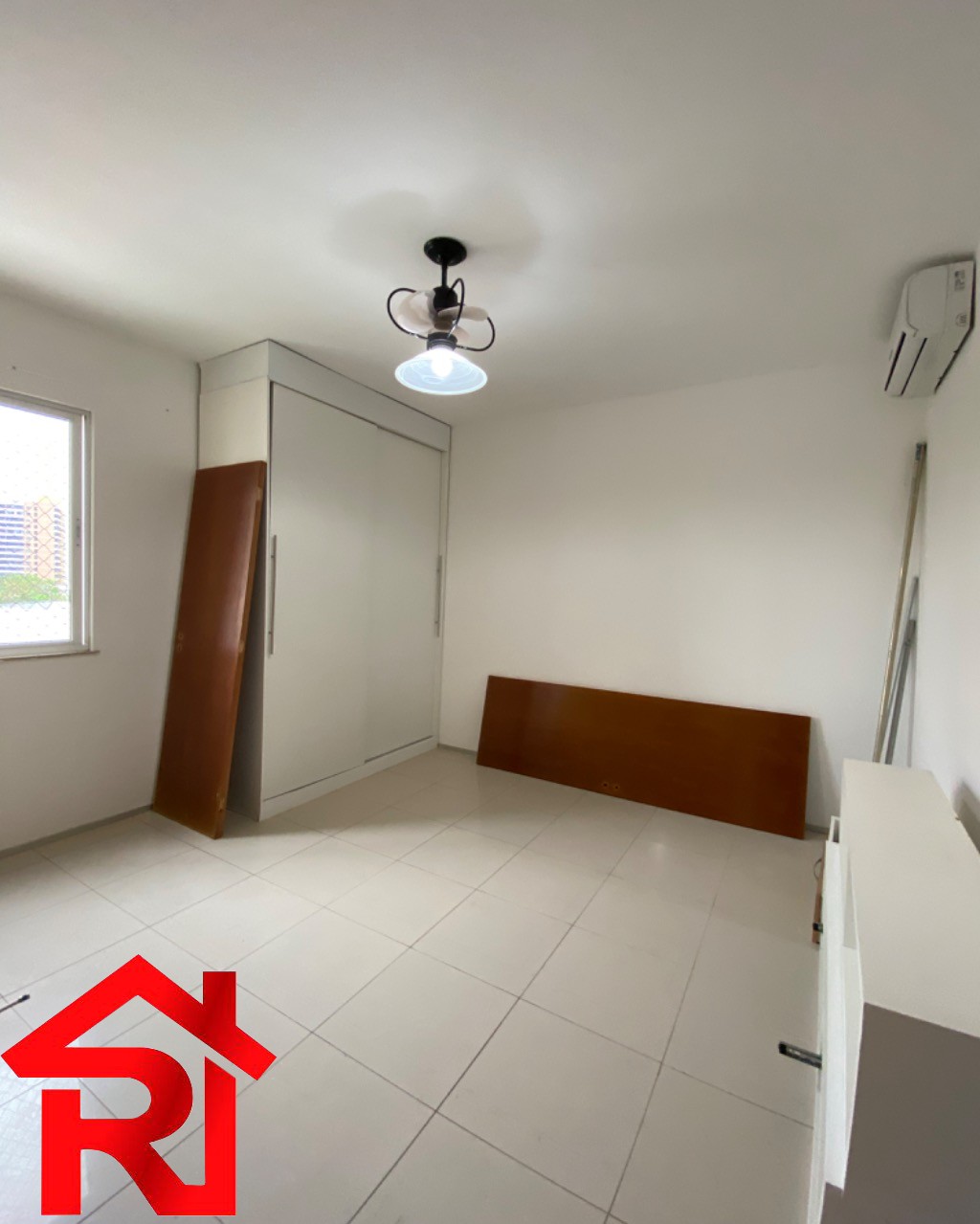 Apartamento à venda com 3 quartos, 154m² - Foto 9