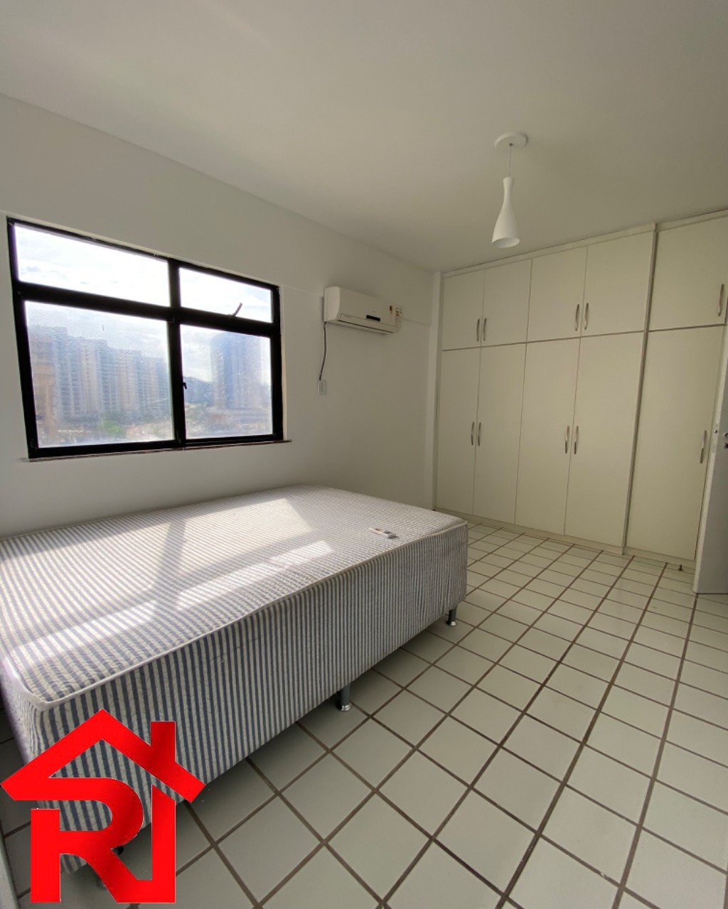 Apartamento para alugar com 3 quartos, 140m² - Foto 7