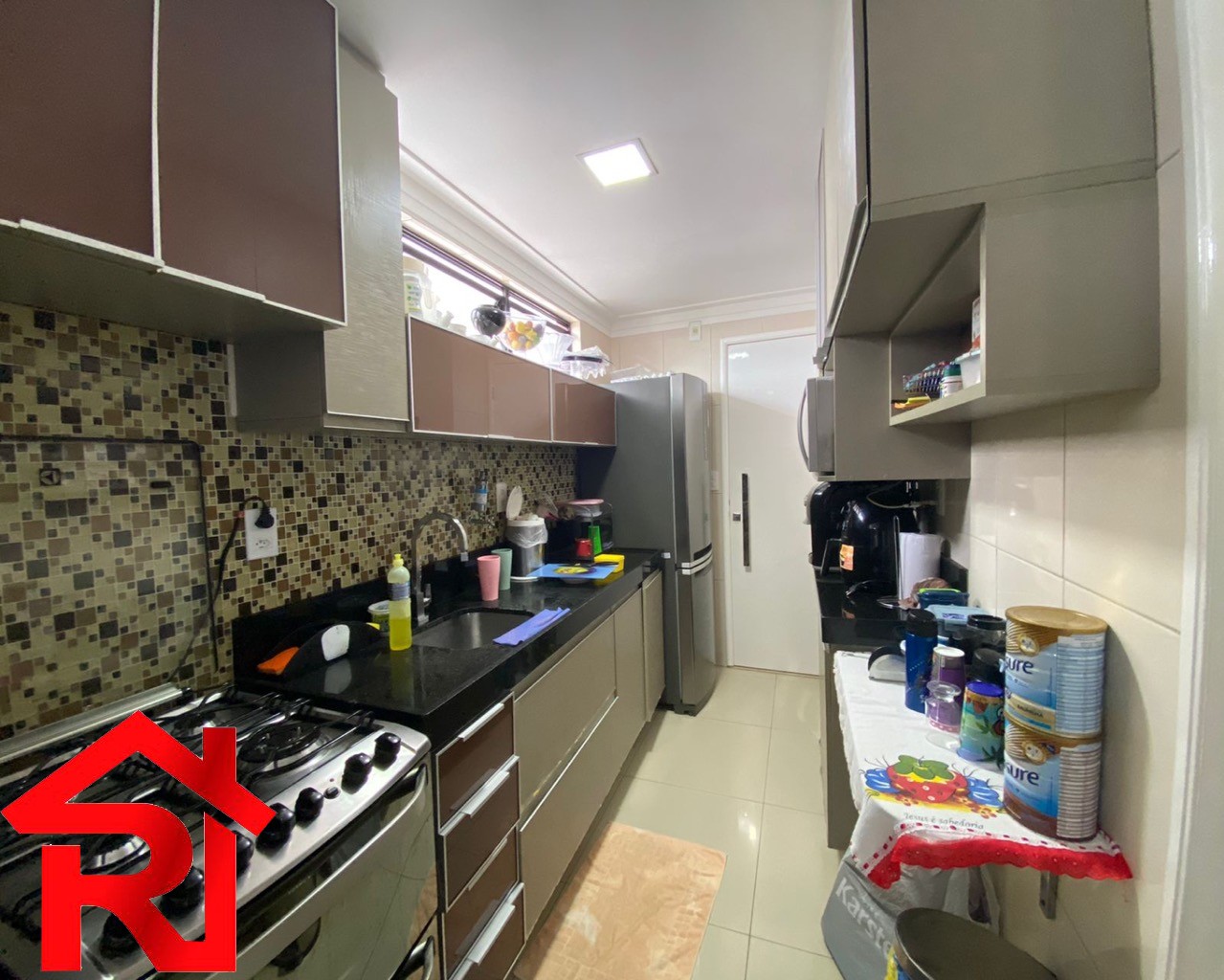 Apartamento à venda com 3 quartos, 114m² - Foto 3