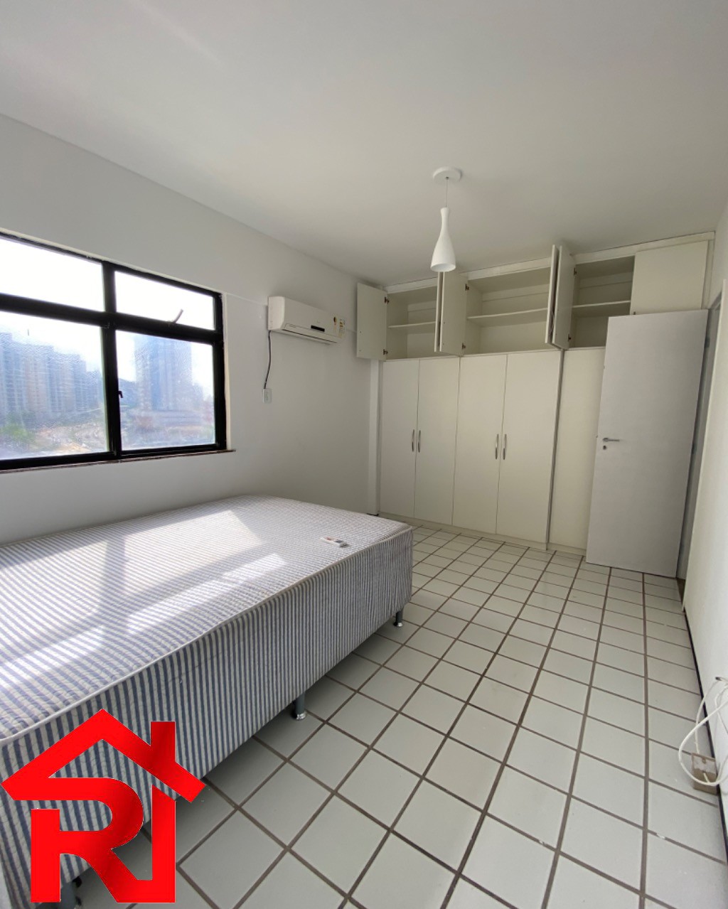 Apartamento para alugar com 3 quartos, 140m² - Foto 8