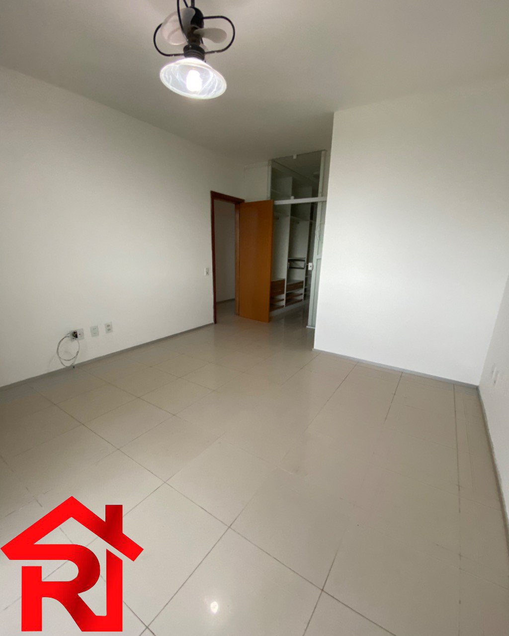 Apartamento à venda com 3 quartos, 154m² - Foto 17