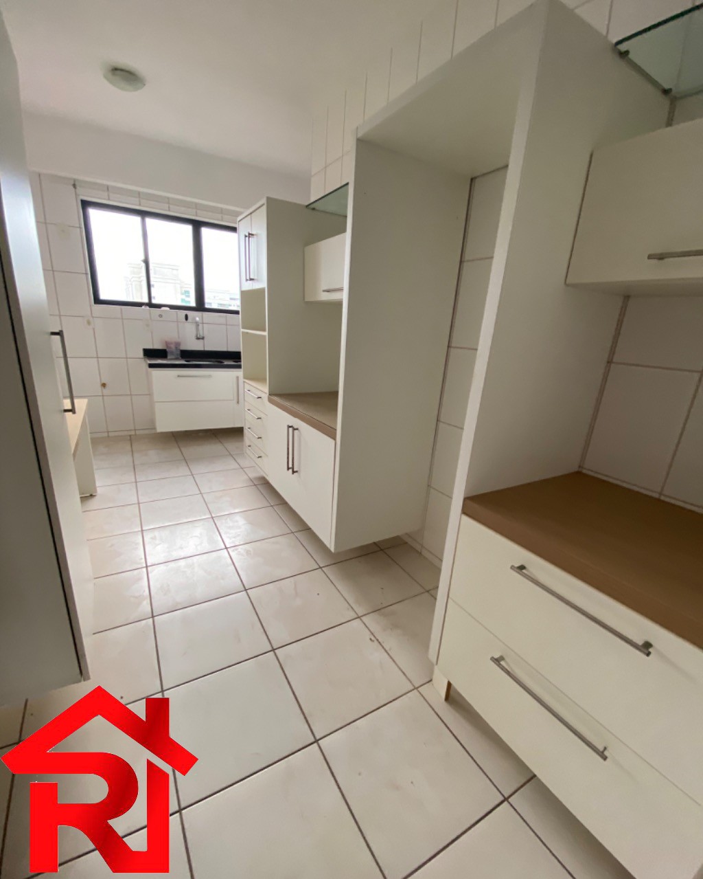 Apartamento para alugar com 3 quartos, 140m² - Foto 7