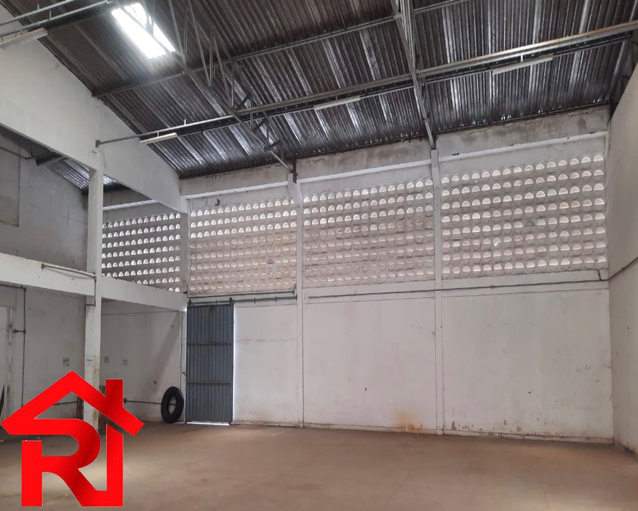 Depósito-Galpão-Armazém para alugar, 840m² - Foto 3