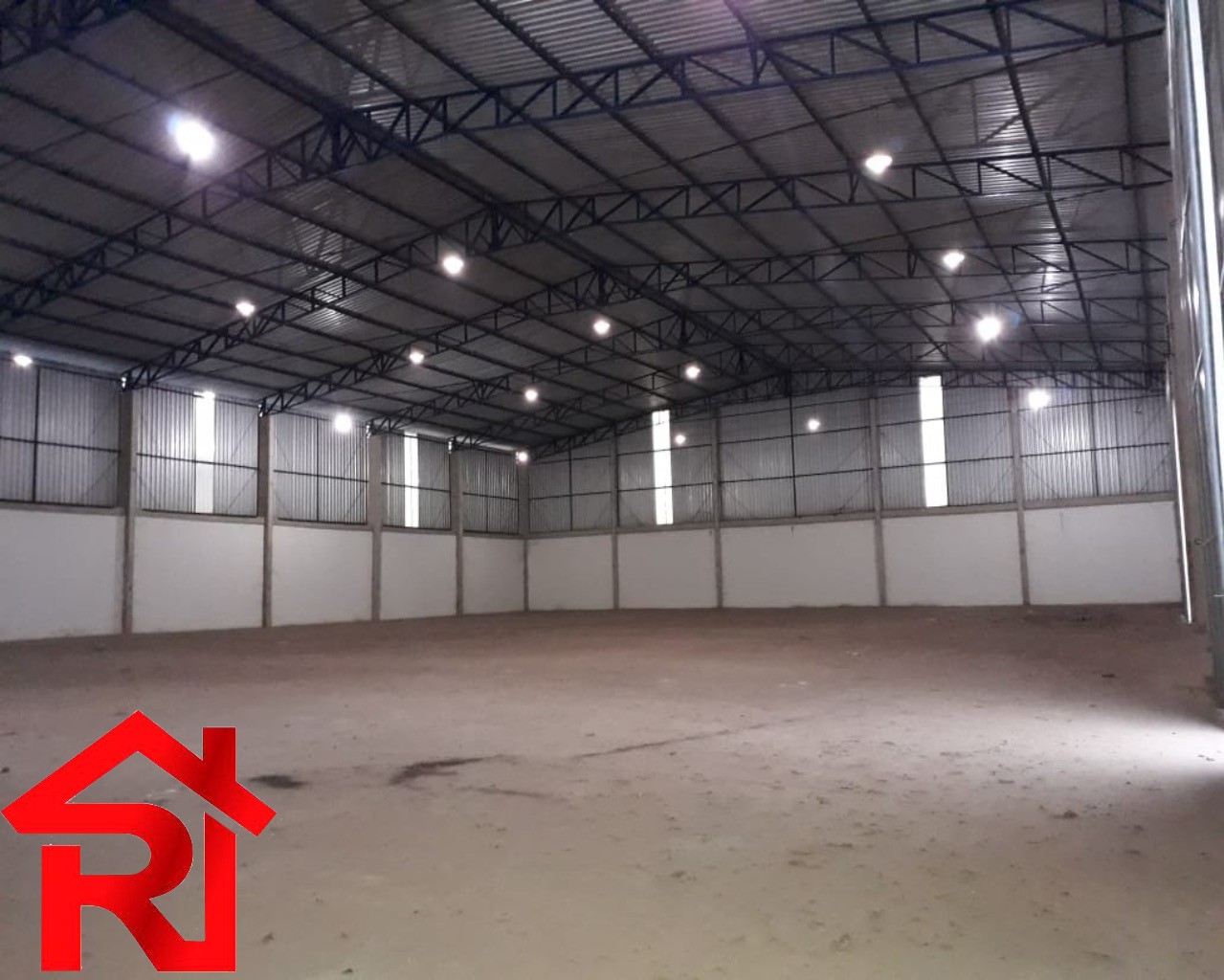 Depósito-Galpão-Armazém para alugar, 3000m² - Foto 1