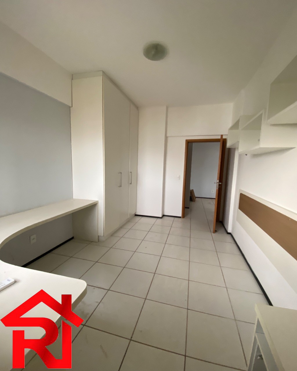 Apartamento para alugar com 3 quartos, 140m² - Foto 8