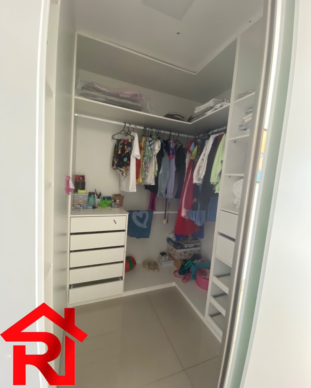 Apartamento para alugar com 4 quartos, 222m² - Foto 18