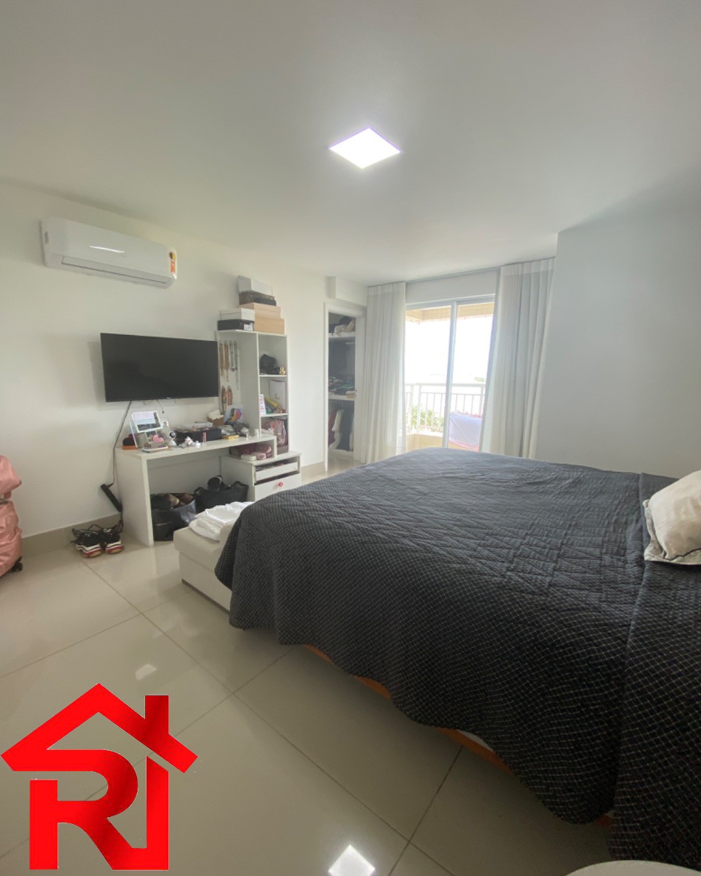 Apartamento para alugar com 4 quartos, 222m² - Foto 17