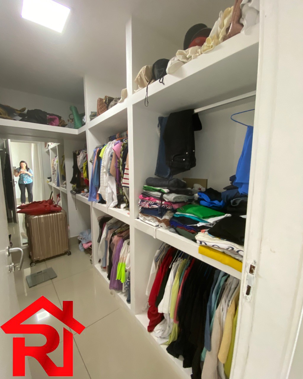 Apartamento para alugar com 4 quartos, 222m² - Foto 15