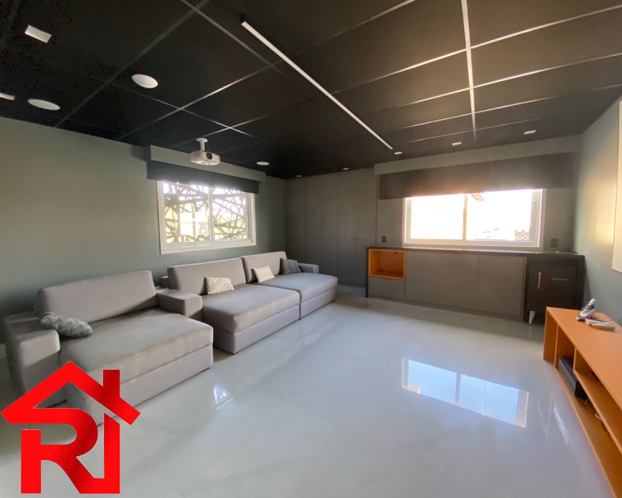 Casa à venda com 6 quartos, 800m² - Foto 5