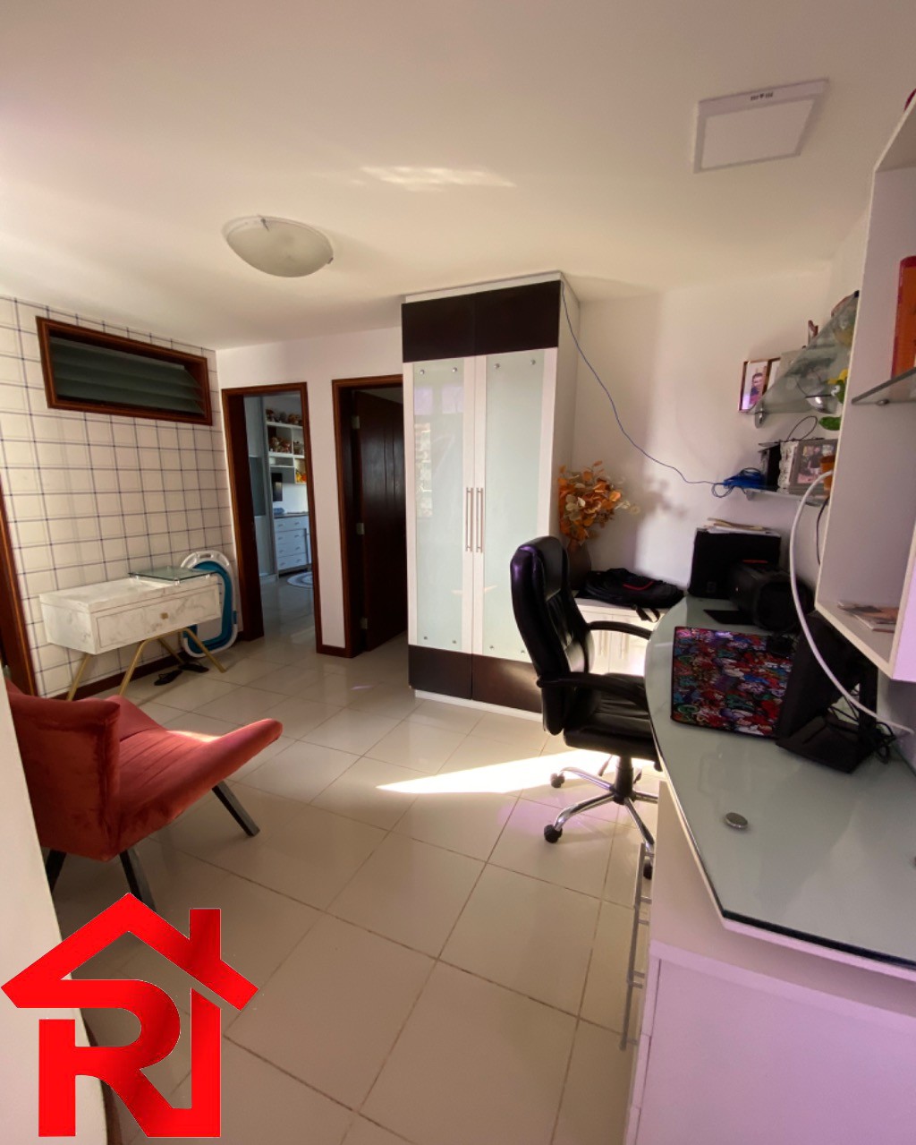 Apartamento para alugar com 4 quartos, 210m² - Foto 8