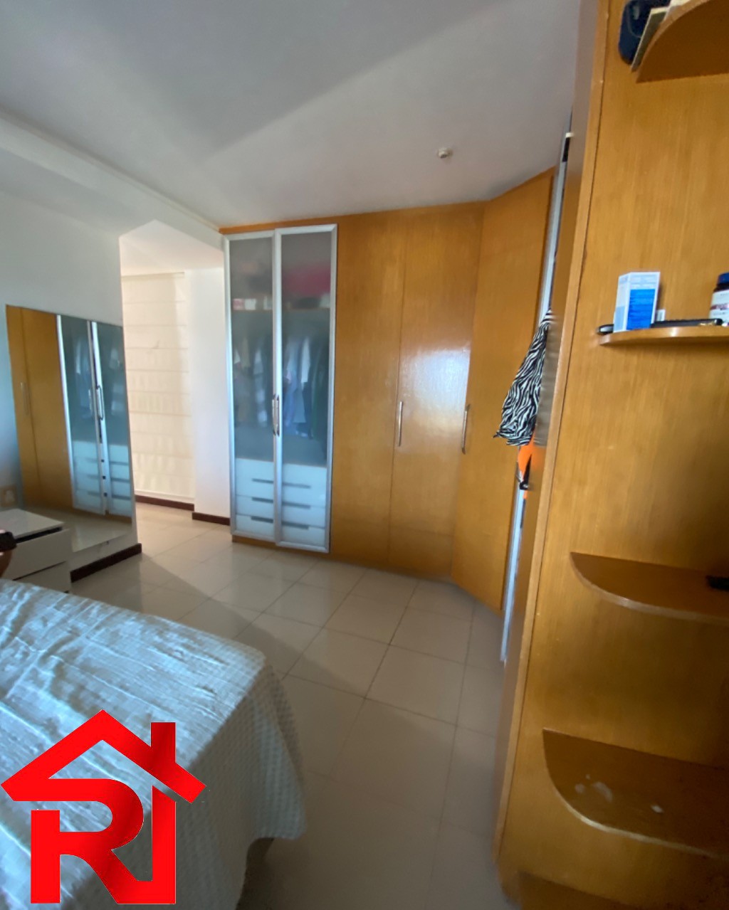 Apartamento para alugar com 4 quartos, 210m² - Foto 14