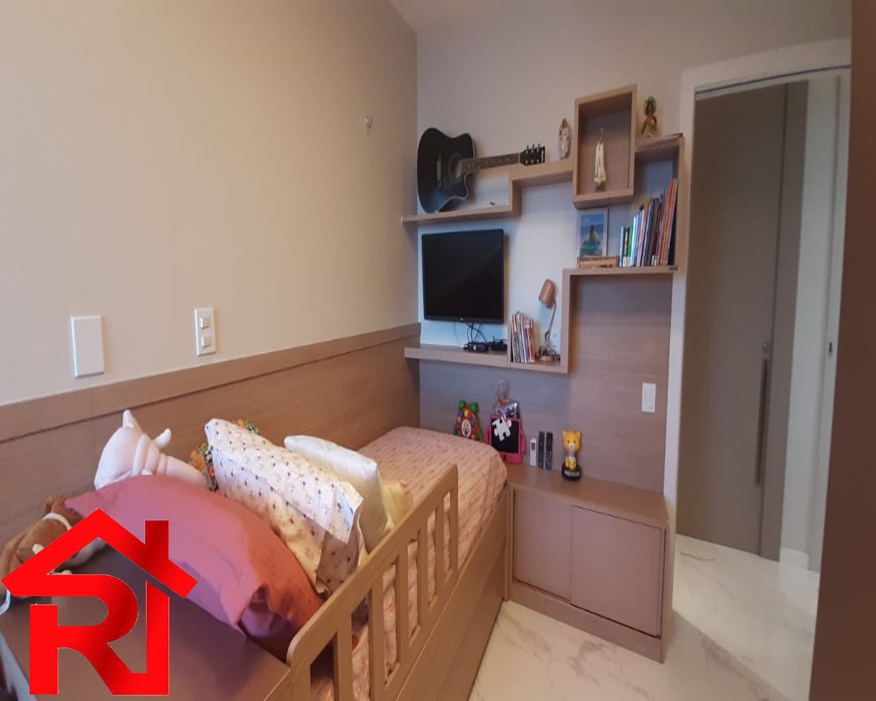 Apartamento à venda com 3 quartos, 150m² - Foto 8