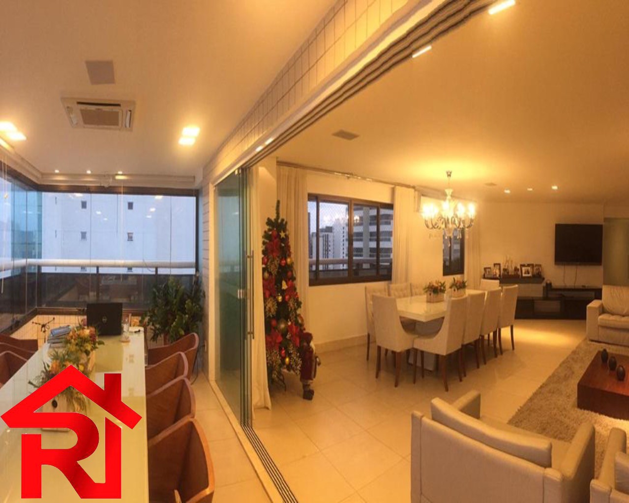 Apartamento para alugar com 4 quartos, 387m² - Foto 3