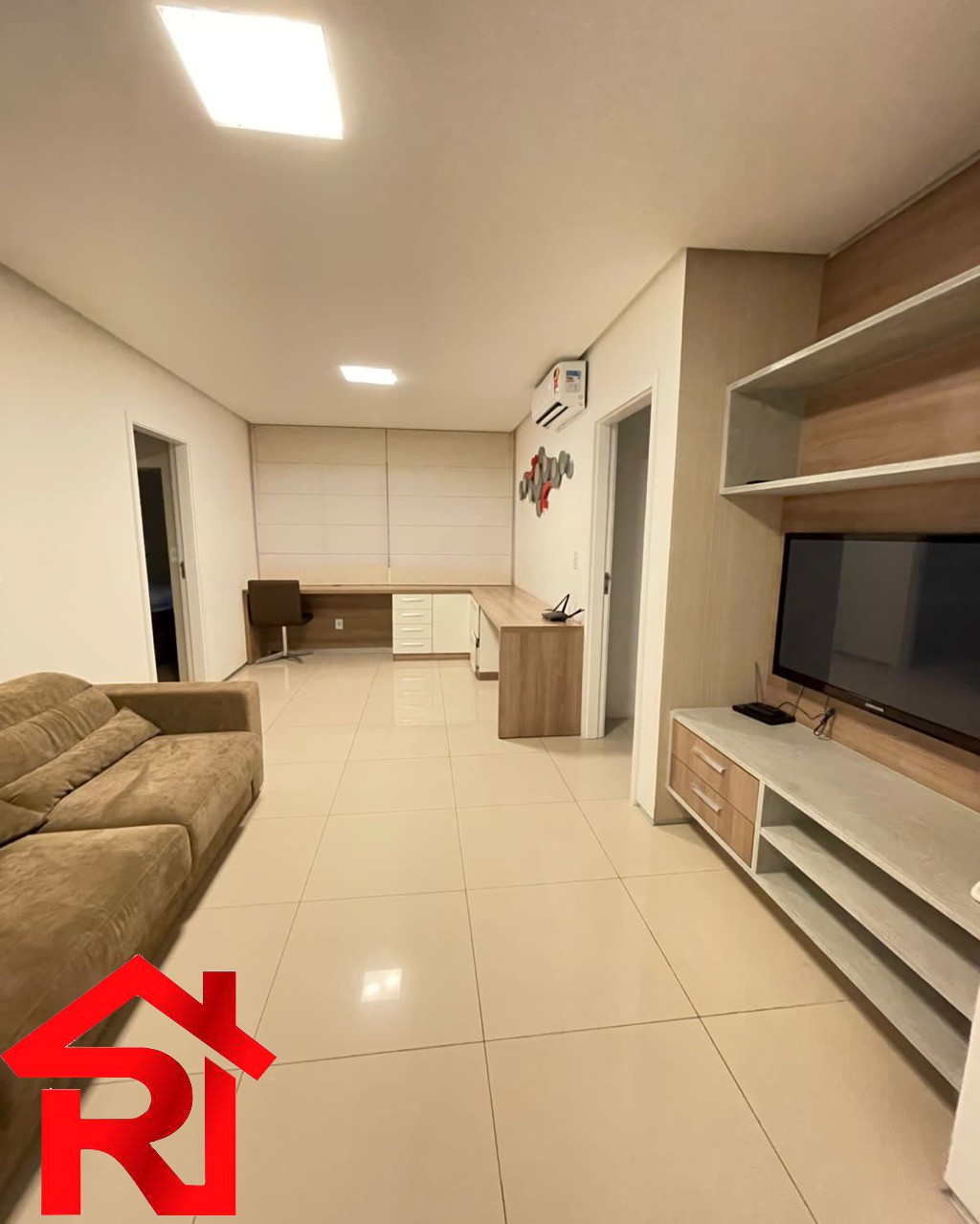 Apartamento à venda com 4 quartos, 217m² - Foto 13