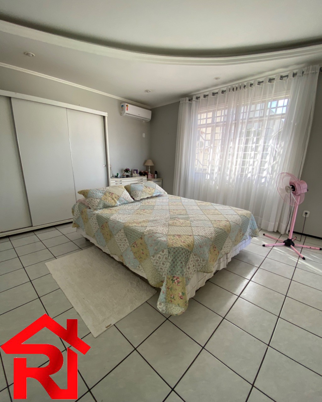 Casa à venda com 5 quartos, 360m² - Foto 24