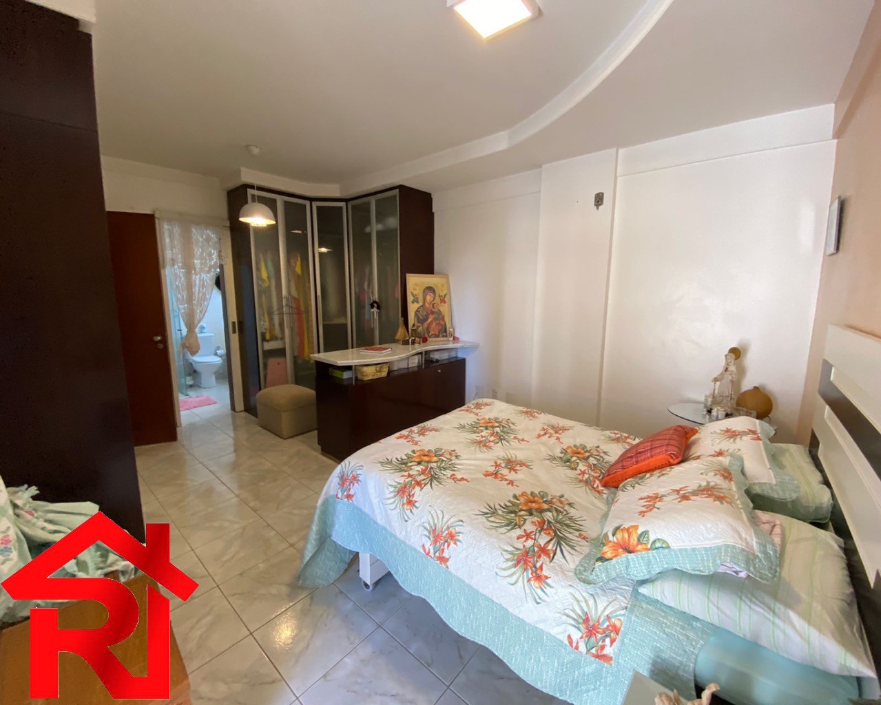 Apartamento à venda com 4 quartos, 187m² - Foto 3