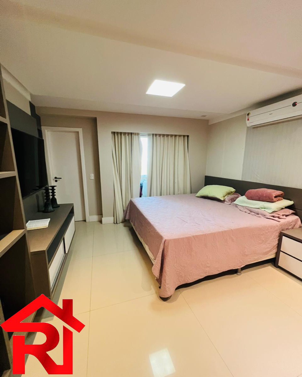 Apartamento à venda com 3 quartos, 300m² - Foto 7