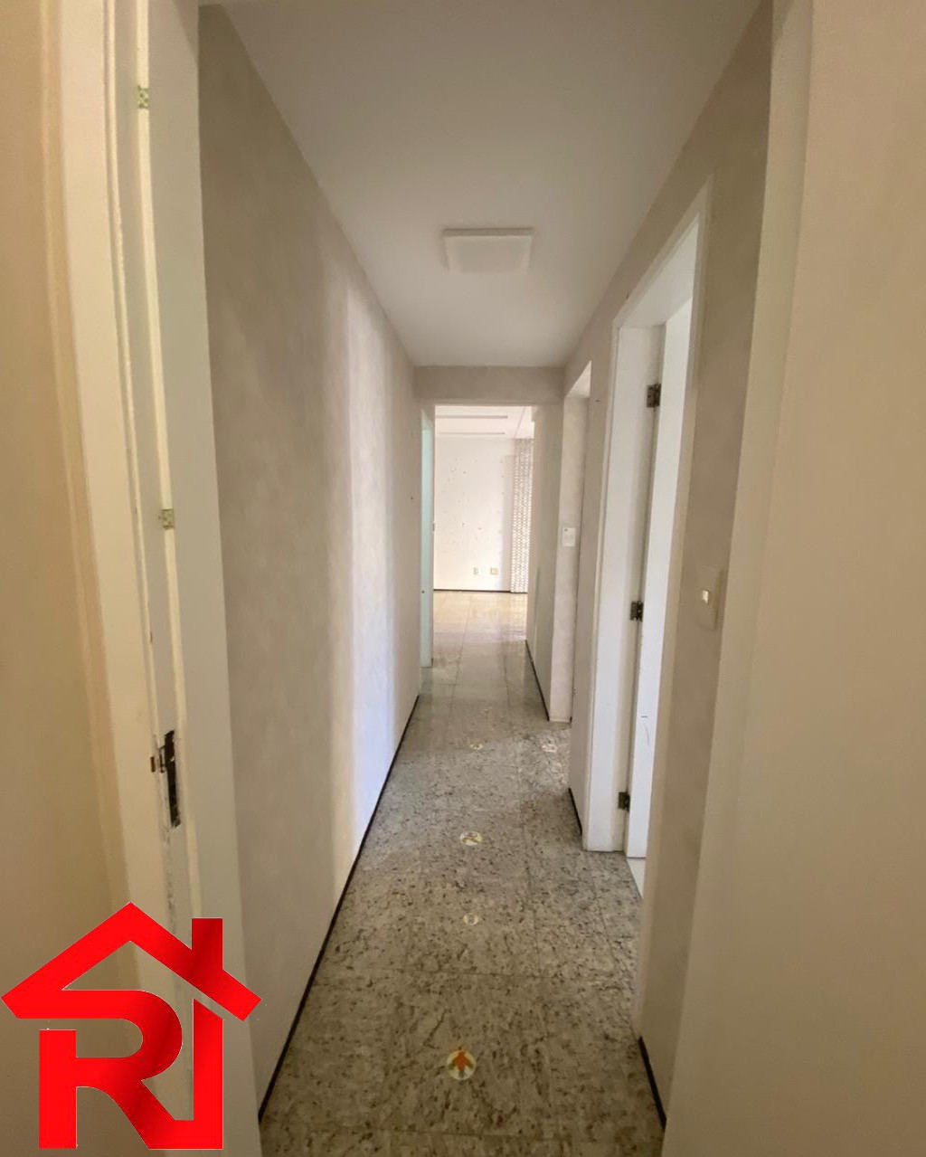 Apartamento à venda com 3 quartos, 105m² - Foto 10