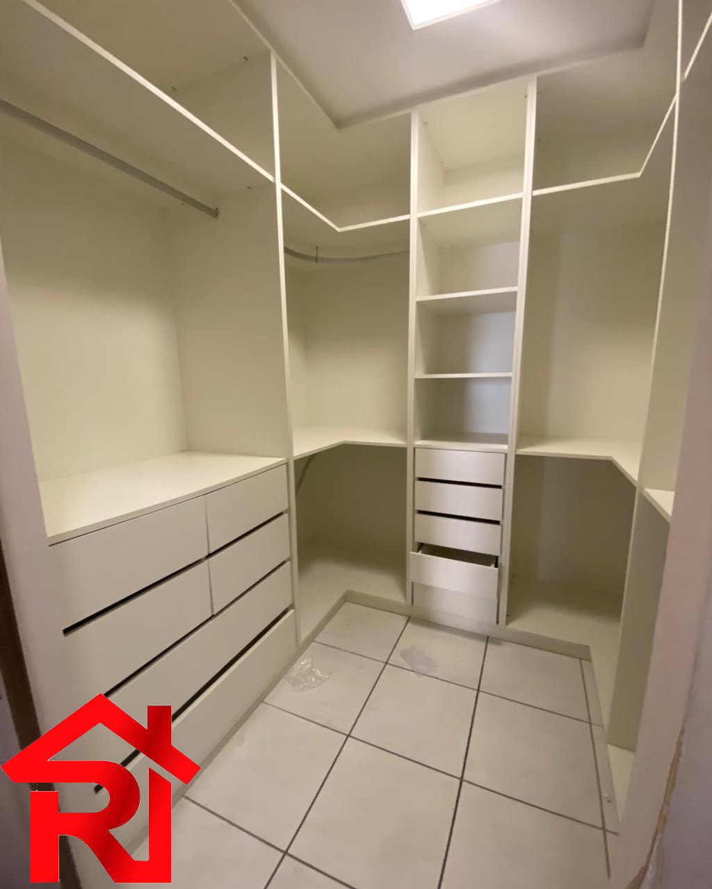 Apartamento à venda com 3 quartos, 105m² - Foto 6