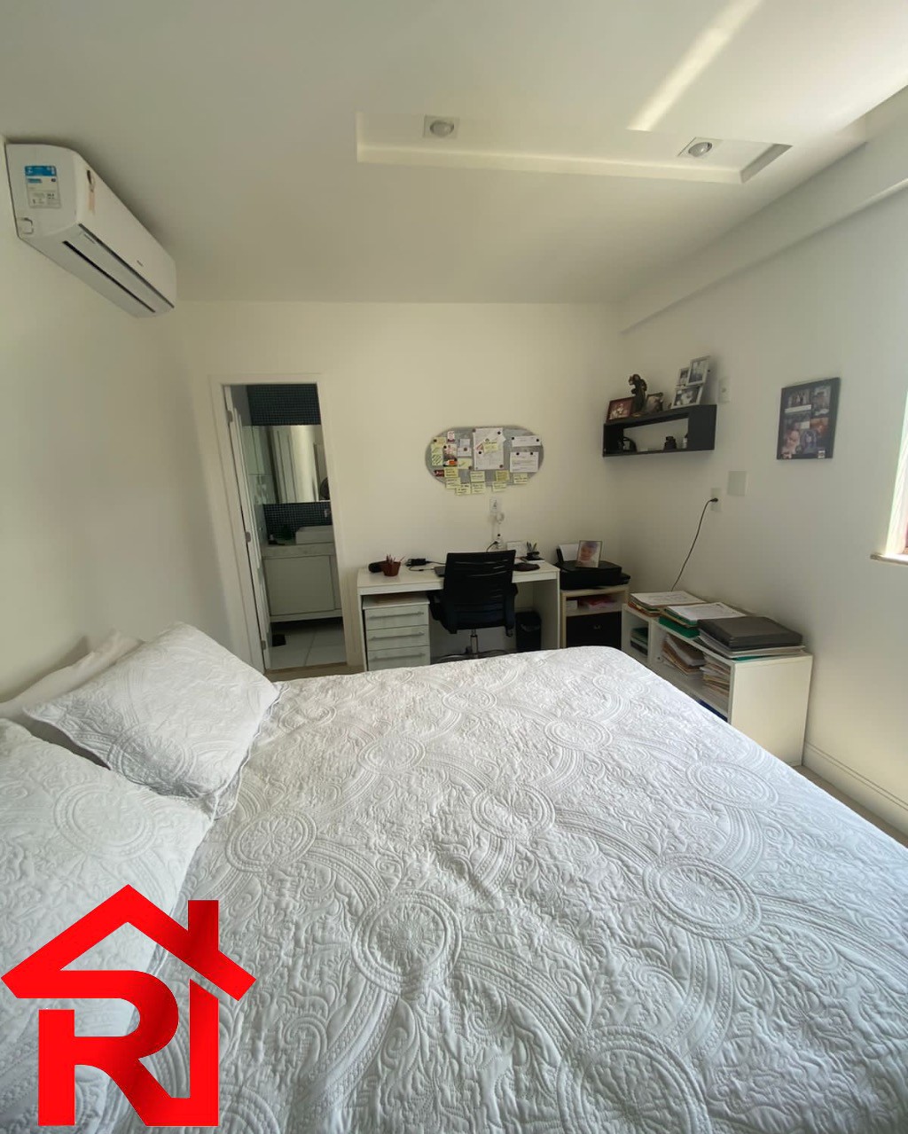 Apartamento à venda com 4 quartos, 197m² - Foto 9