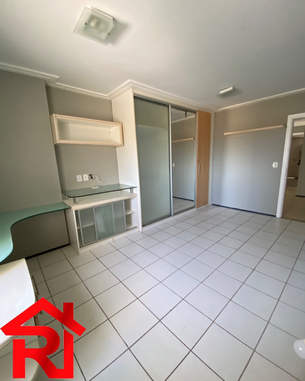 Apartamento à venda com 3 quartos, 187m² - Foto 9