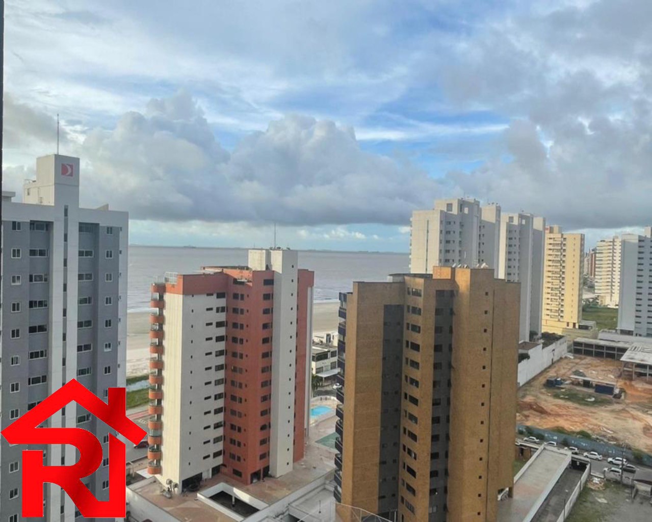 Apartamento para alugar com 3 quartos, 140m² - Foto 1