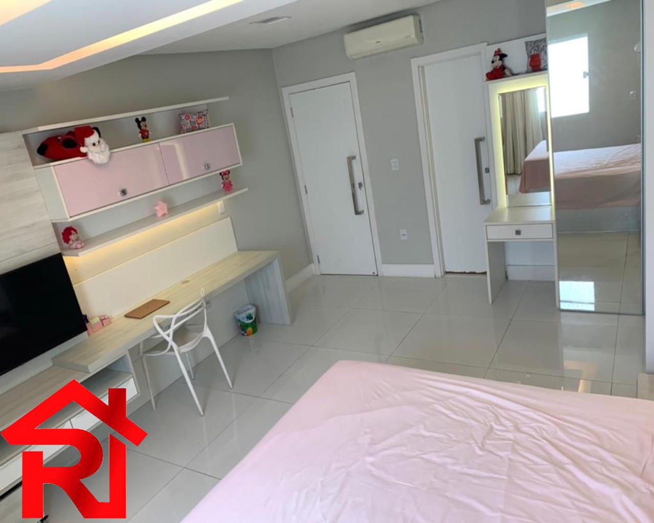 Casa para alugar com 4 quartos, 450m² - Foto 10