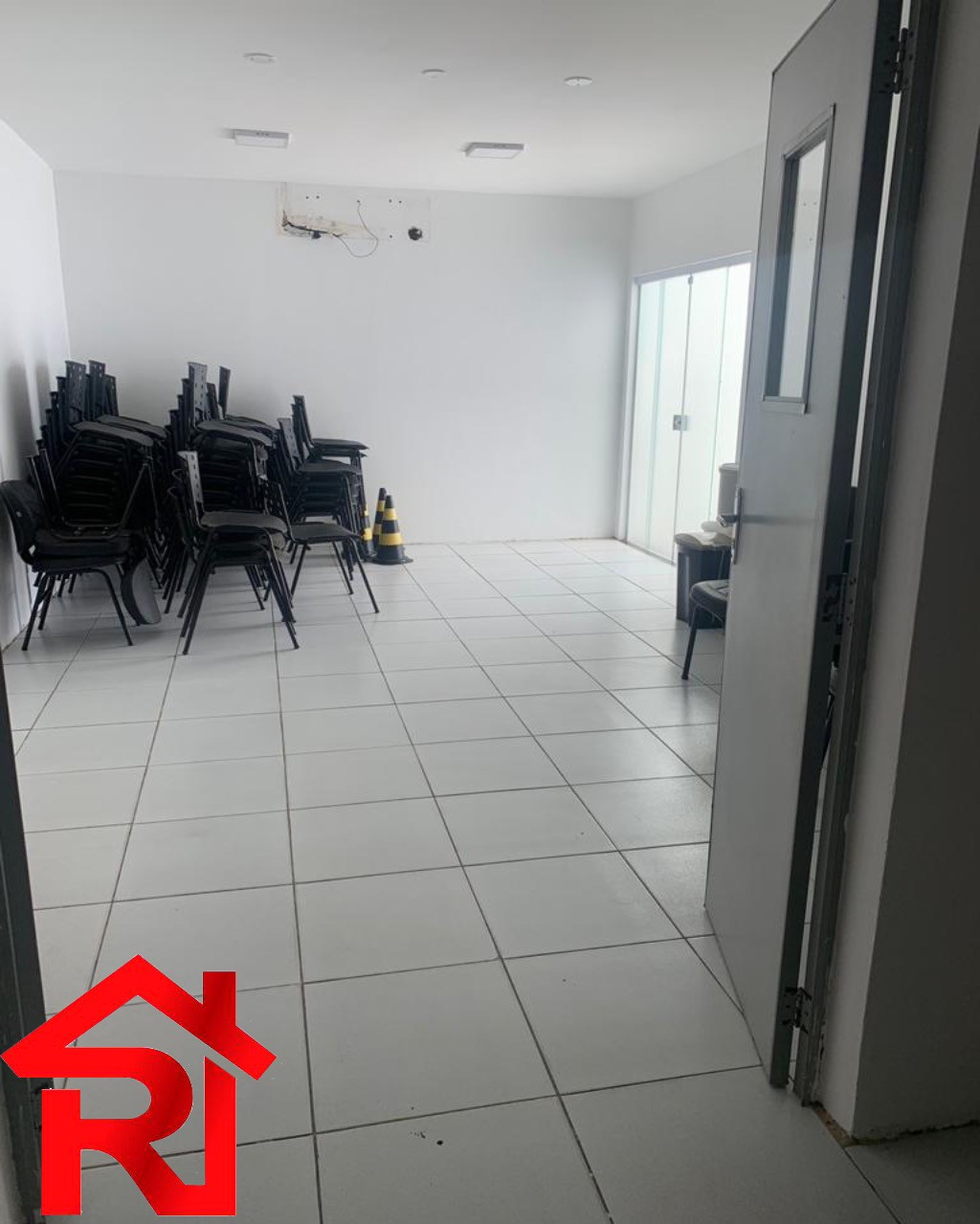Prédio Inteiro - Foto 8