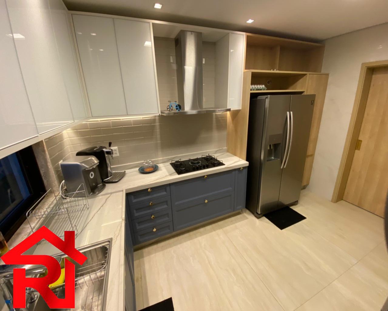 Casa para alugar com 4 quartos, 544m² - Foto 12