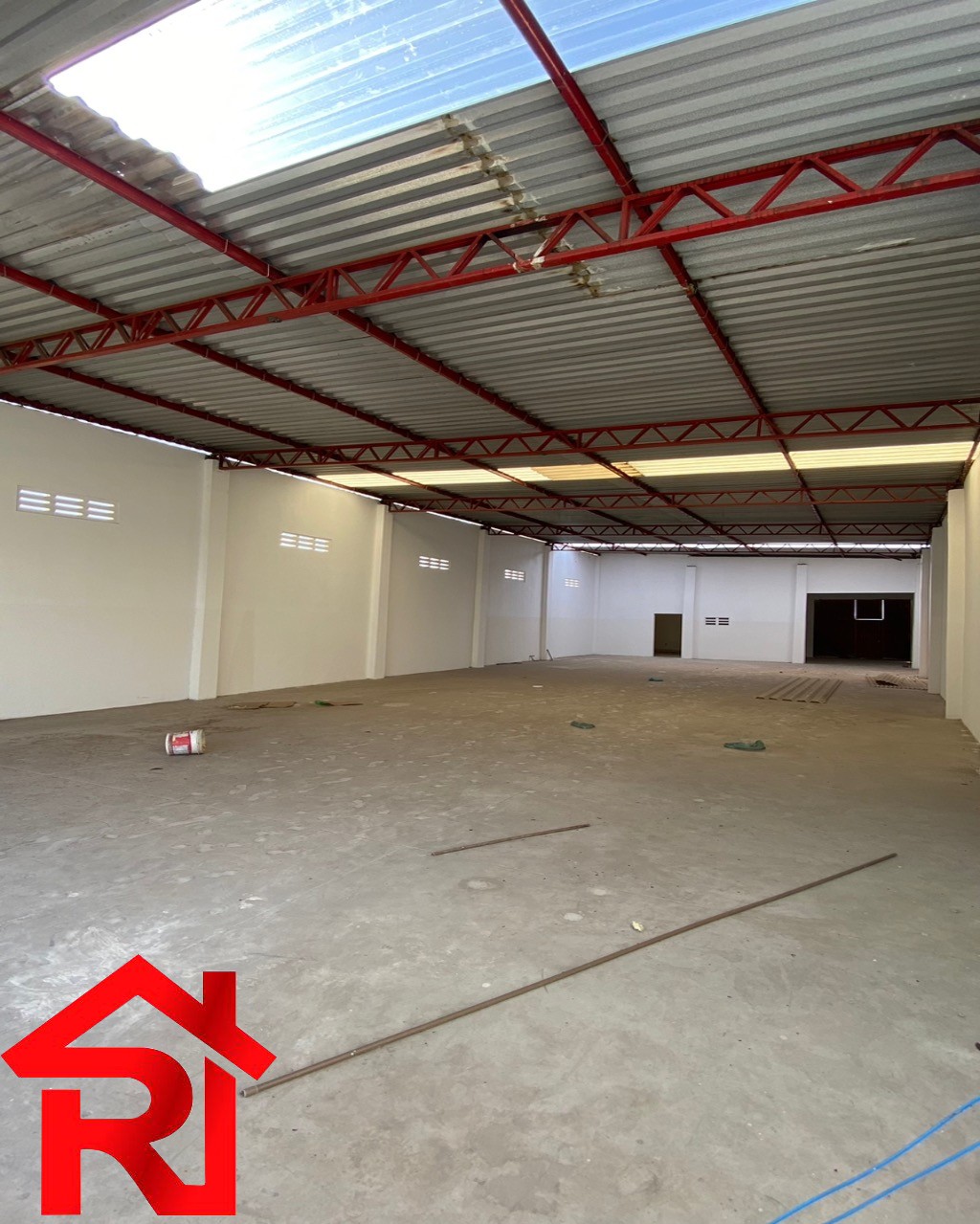 Depósito-Galpão-Armazém para alugar, 350m² - Foto 1