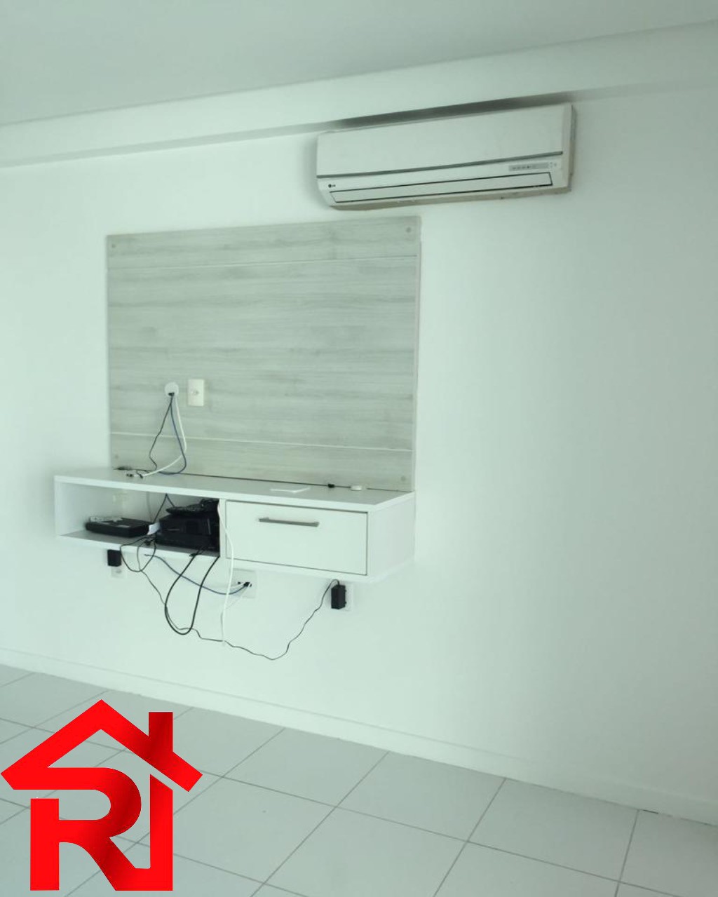 Apartamento à venda com 4 quartos, 196m² - Foto 19