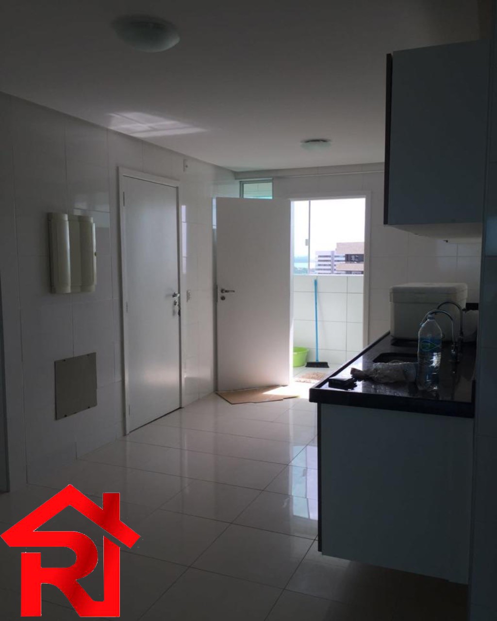 Apartamento à venda com 4 quartos, 196m² - Foto 16