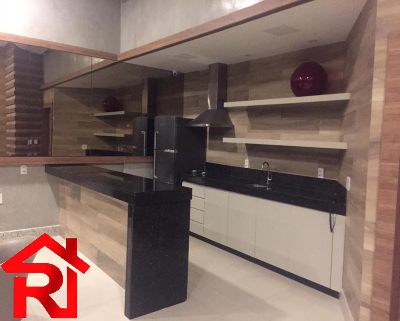 Apartamento à venda com 4 quartos, 196m² - Foto 7