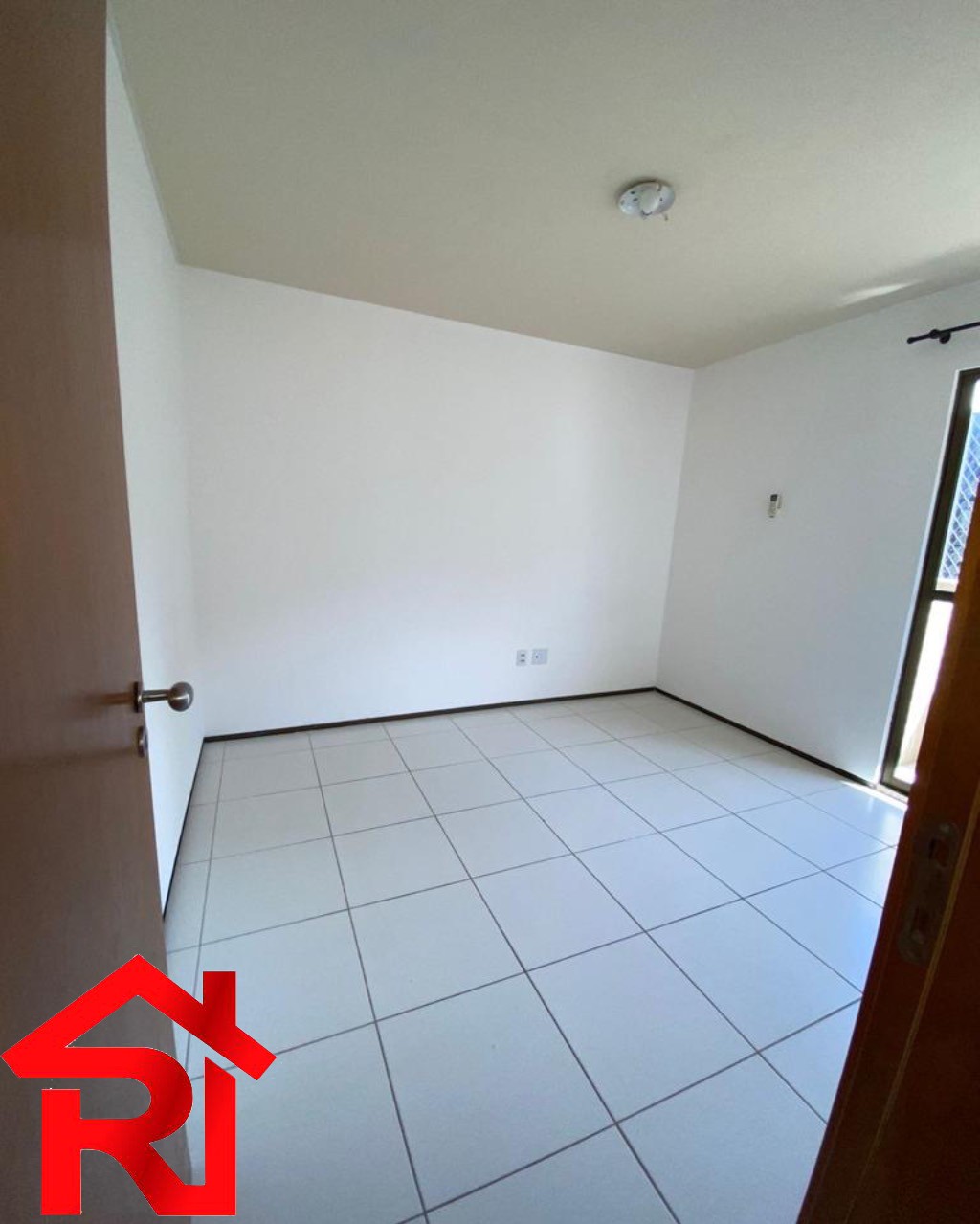 Apartamento à venda com 3 quartos, 110m² - Foto 6