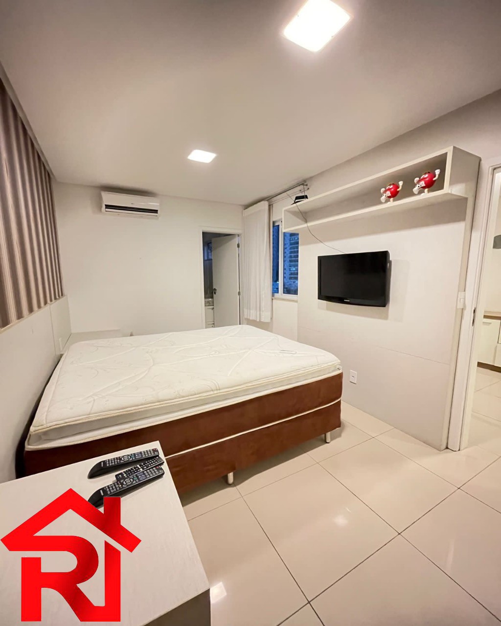 Apartamento para alugar com 4 quartos, 217m² - Foto 9