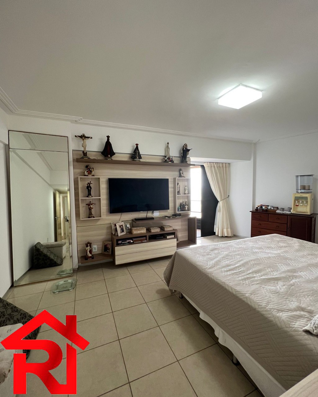 Apartamento para alugar com 4 quartos, 250m² - Foto 10