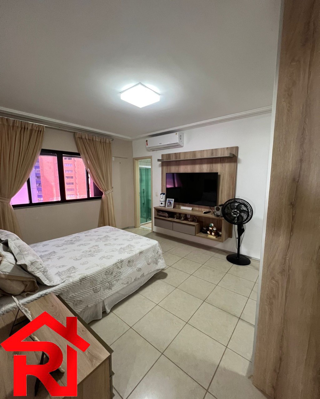 Apartamento à venda com 4 quartos, 250m² - Foto 7