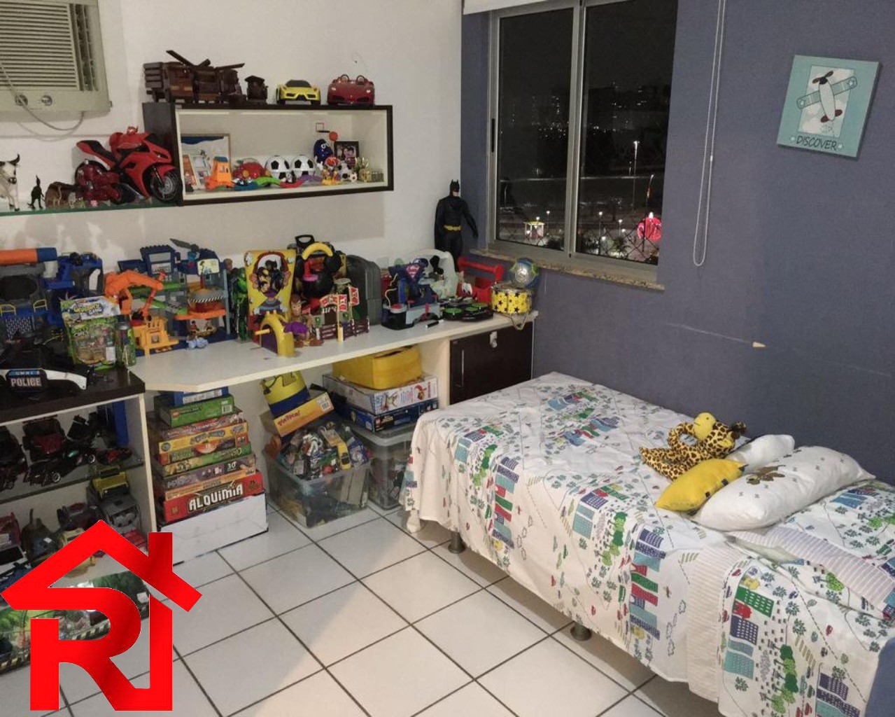 Apartamento para alugar com 3 quartos, 140m² - Foto 13