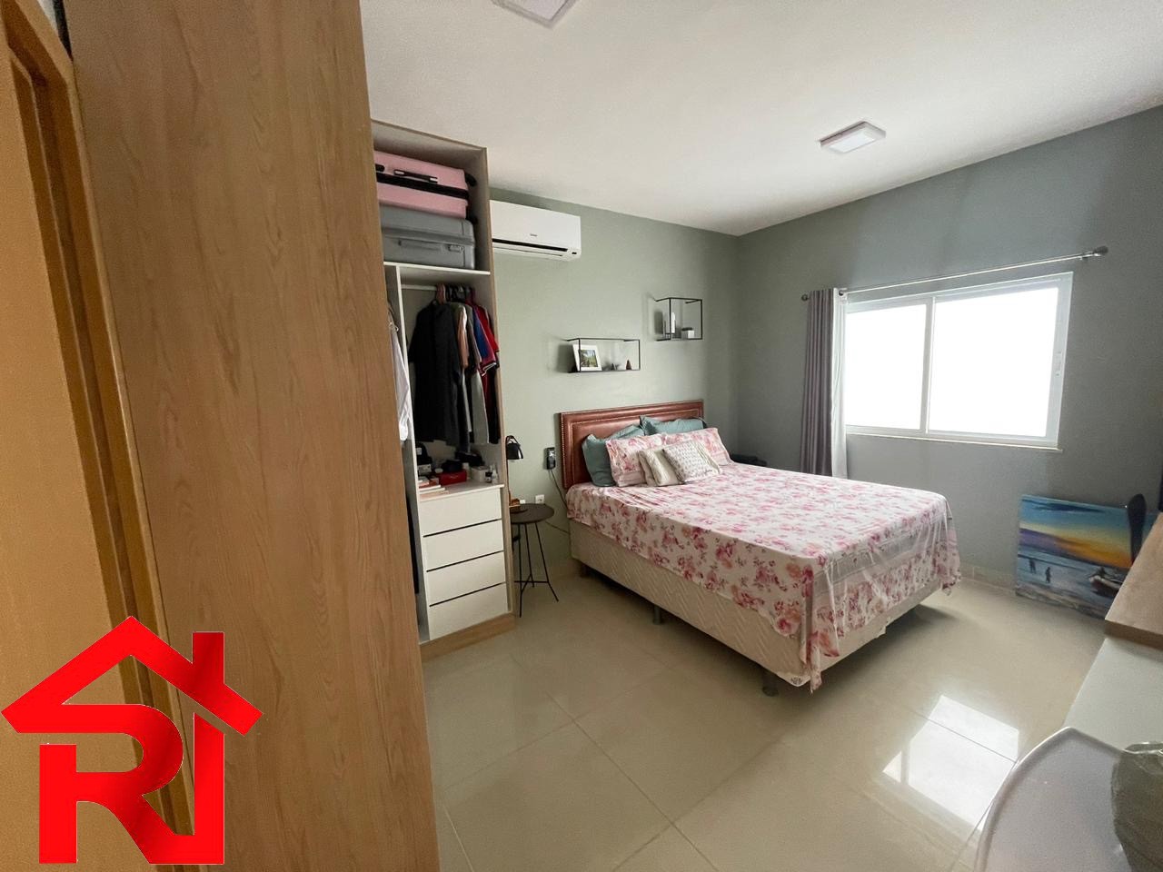 Casa à venda com 3 quartos, 250m² - Foto 9