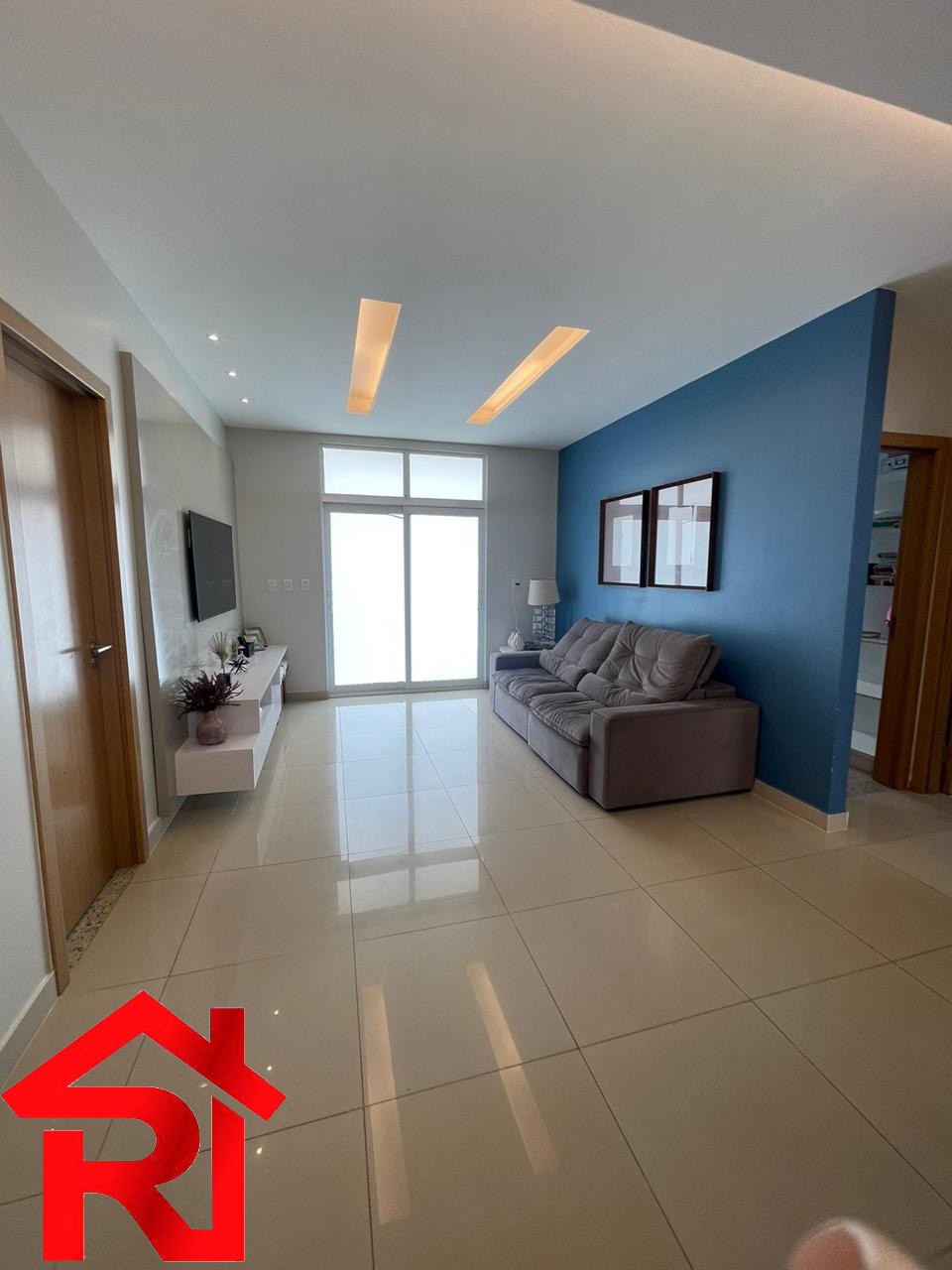 Casa à venda com 3 quartos, 250m² - Foto 11