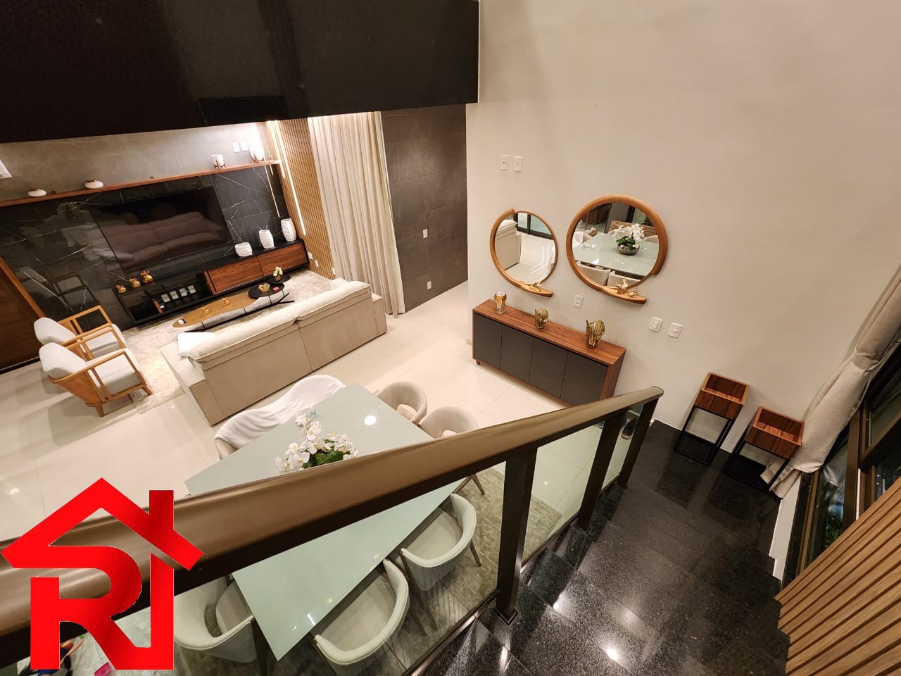 Casa para alugar com 5 quartos, 550m² - Foto 4