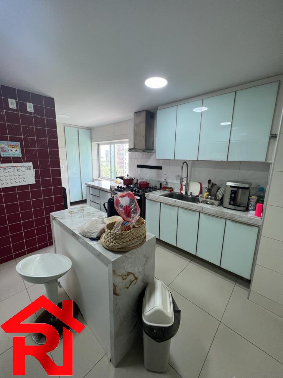 Apartamento à venda com 3 quartos, 156m² - Foto 13