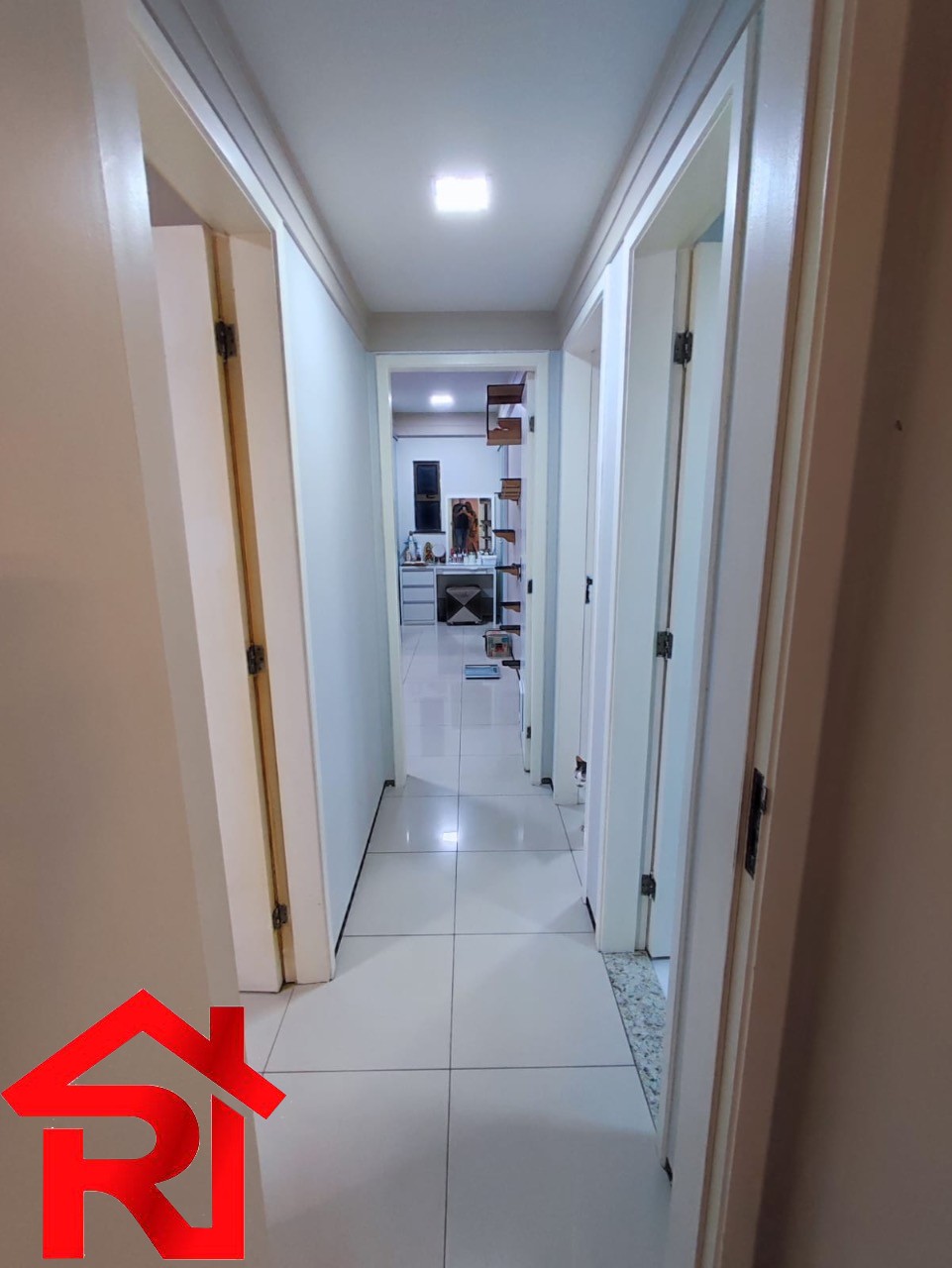 Apartamento à venda com 3 quartos, 117m² - Foto 13