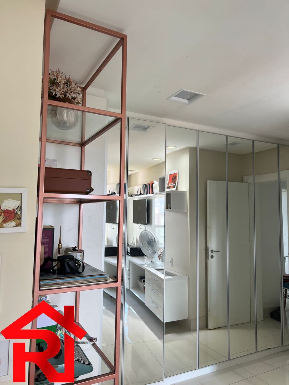 Apartamento para alugar com 3 quartos, 217m² - Foto 8