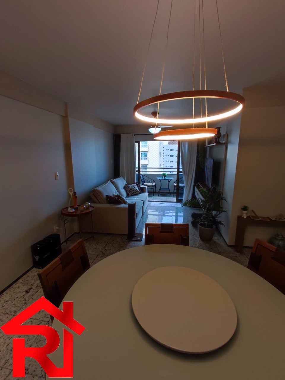 Apartamento à venda com 3 quartos, 117m² - Foto 6