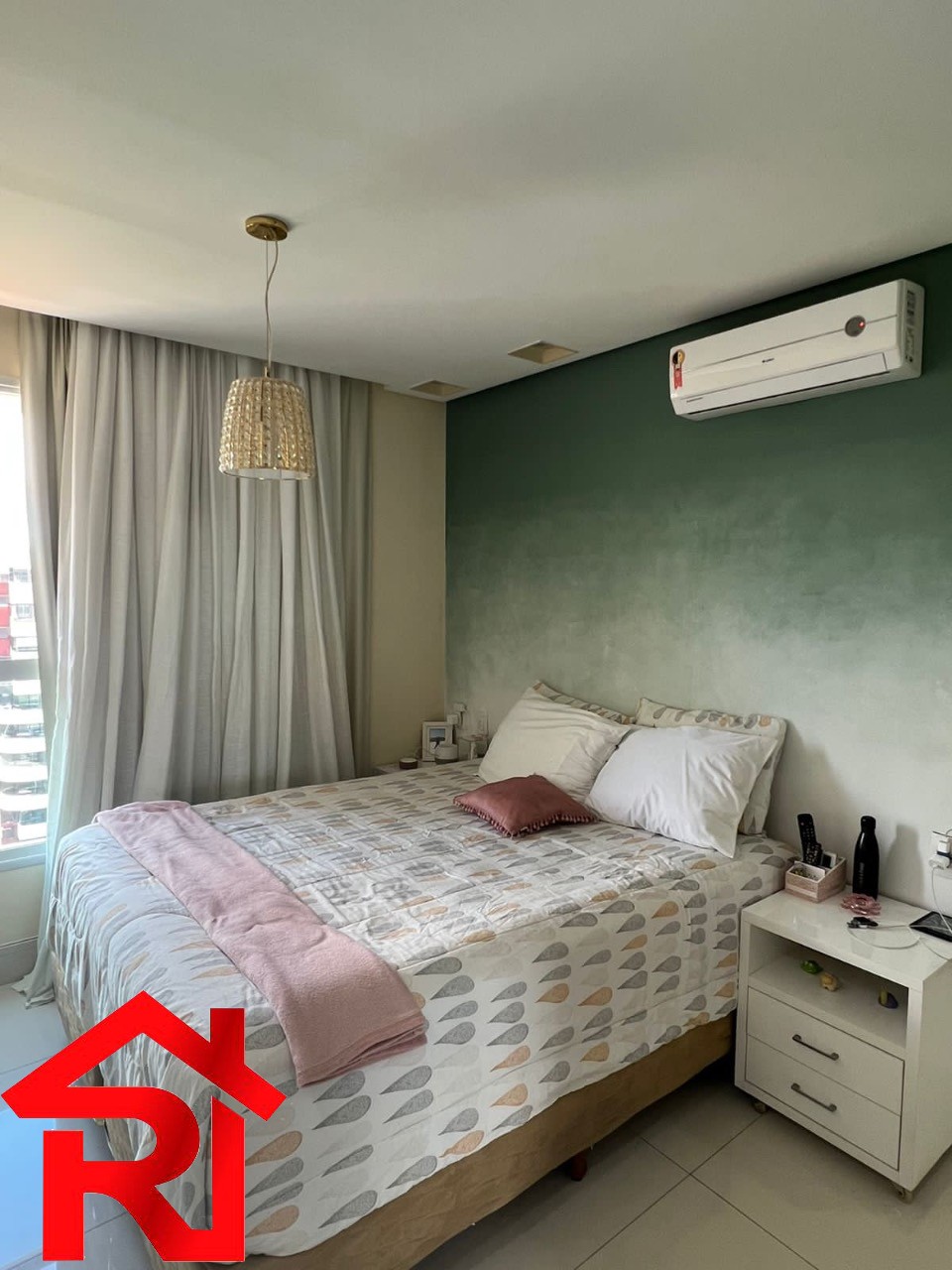 Apartamento para alugar com 3 quartos, 217m² - Foto 10