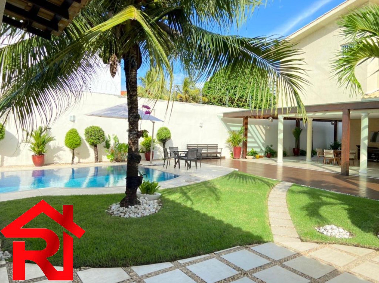 Casa à venda com 4 quartos, 800m² - Foto 4